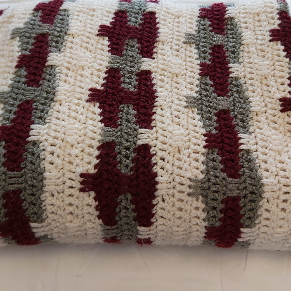 Hand made blanket - Picture 2 of 6